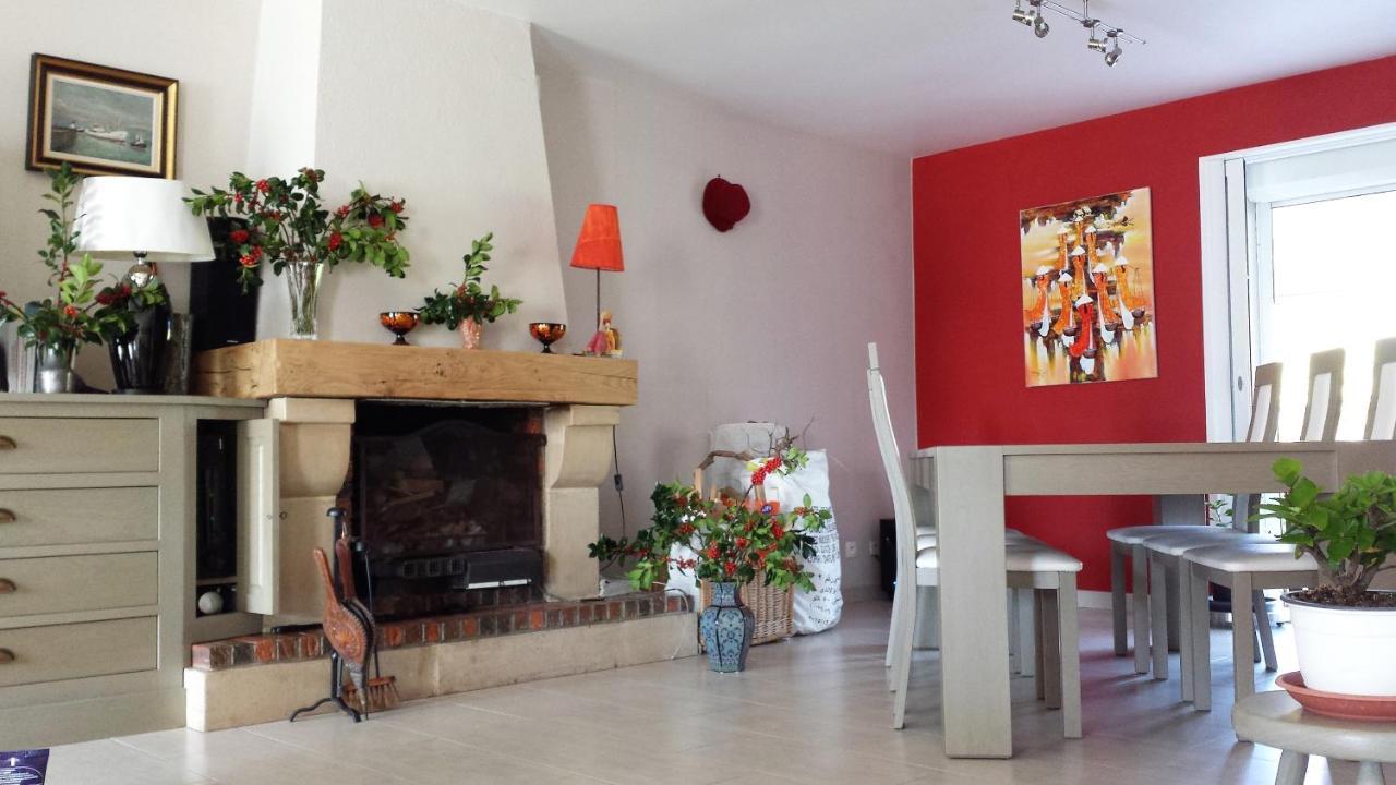 Chambre Privee Avec Salon, Garage Voiture, Velos, Motos Tourville-sur-Arques Zewnętrze zdjęcie